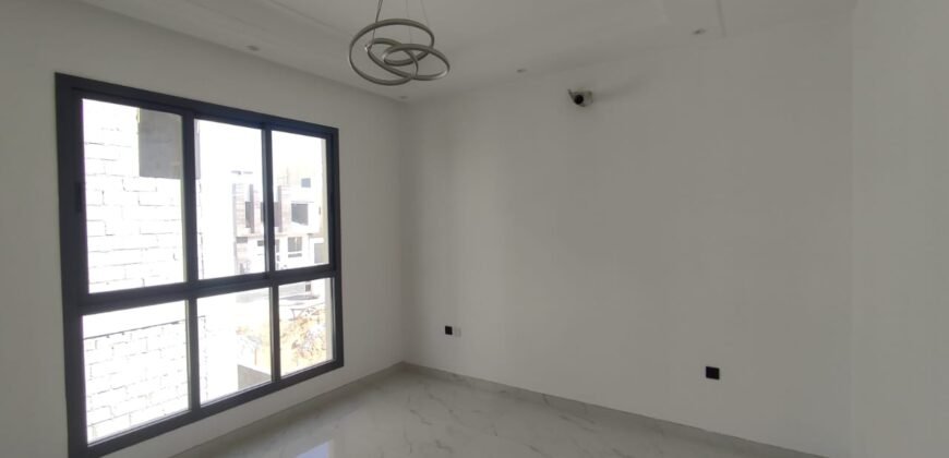 LUXURIOUS | SPACIOUS | SPLENDID | EASE OF ACCESS